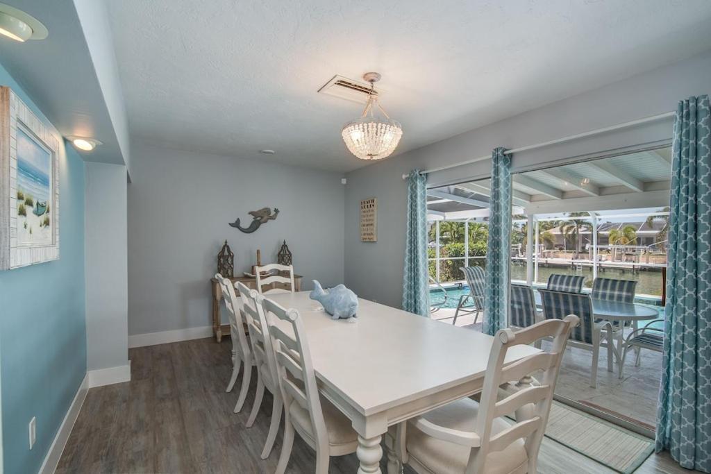 Mermaid Manor; Waterfront With Direct Ocean Access And Private Heated Pool Marco Island Exterior photo